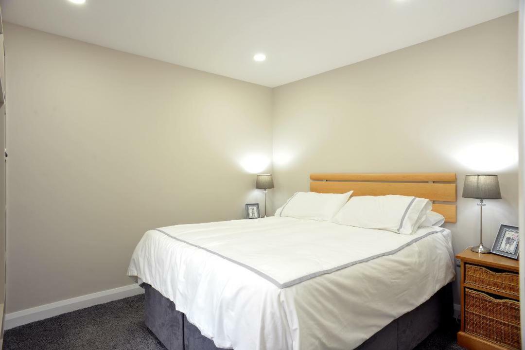 Apartment 10, South Pier, 13-14 Kerr Street, Portrush Exteriör bild