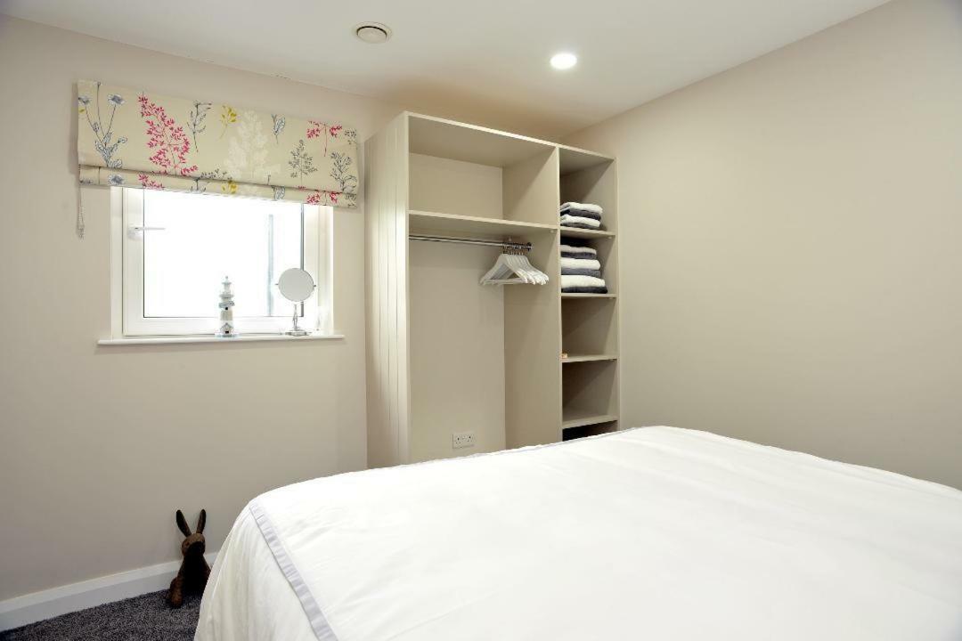 Apartment 10, South Pier, 13-14 Kerr Street, Portrush Exteriör bild